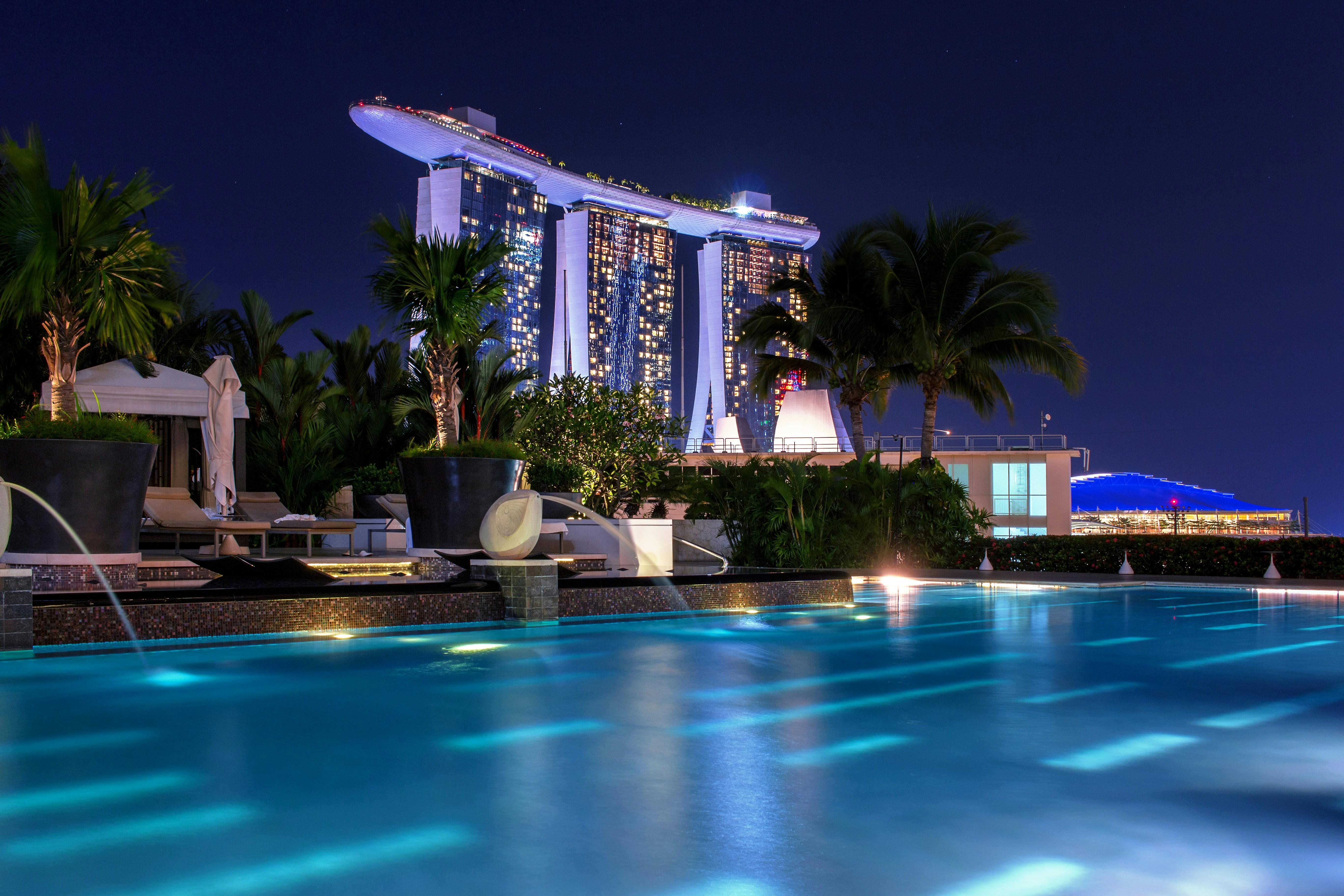 Singapore Hotels for Romantic Getaway