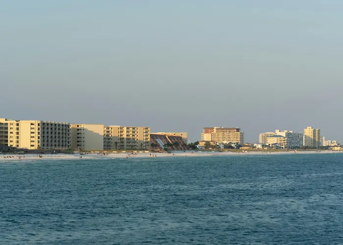 Destin Hotels for Romantic Getaway