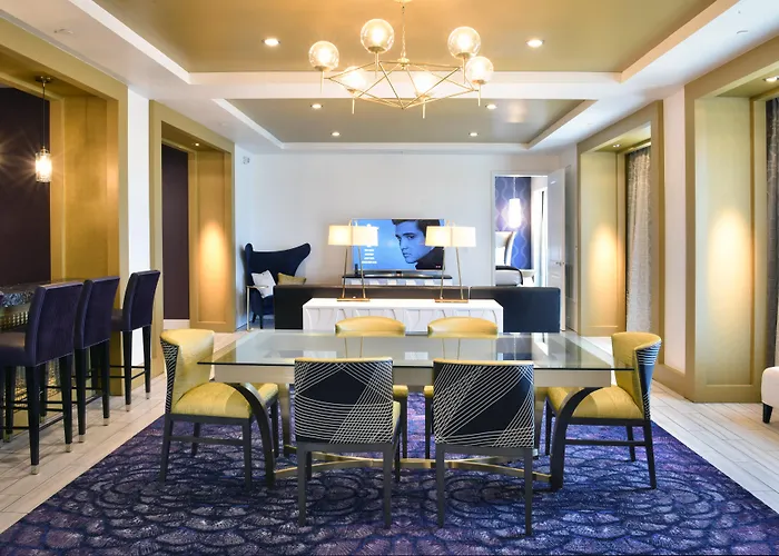 Memphis Hotels for Romantic Getaway
