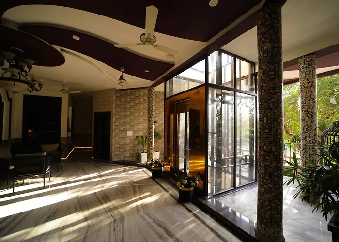 Agra (Uttar Pradesh) Hotels for Romantic Getaway